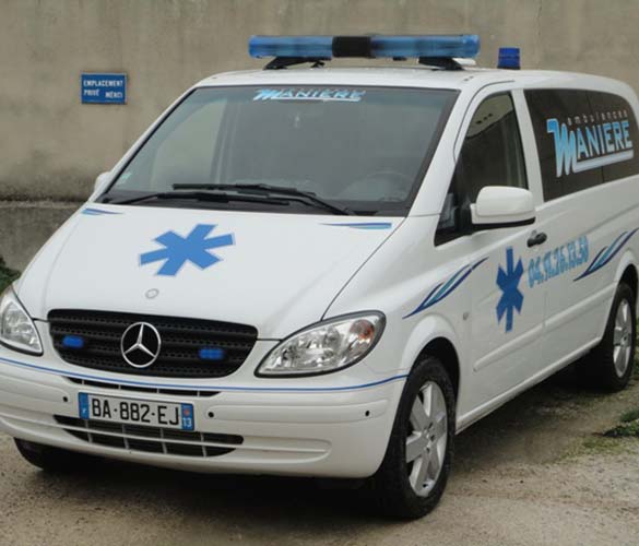 vue intérieur d'une ambulance